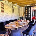 La Célestine Villa *