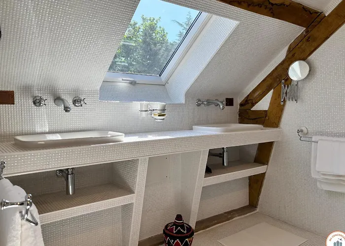 Вилла La Celestine *